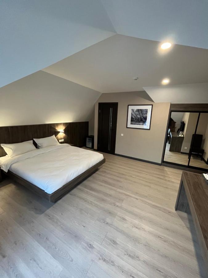Resident Hotel Kaskelen ภายนอก รูปภาพ